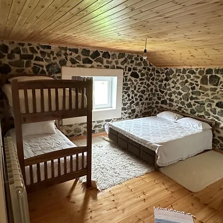 Pensjonat 3 Vellezerit Doci *