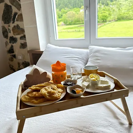 3 Vellezerit Doci Gasthof Fushe-Lure